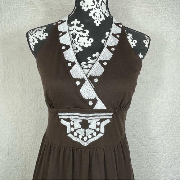š5/$25 Inc International Concept Brown Embroidered Tribal Detail Dress Size M - Picture 3 of 12